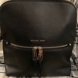 Michael Kors Rhea Zip Medium Slim Backpack